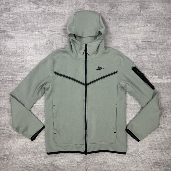 RARE Nike Sportswear Tech Fleece Hoodie Men S Small 'Mica Green' CU4489-330 EUC - Picture 1 of 12